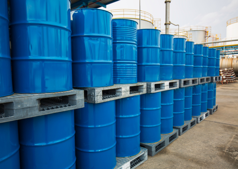 Oil cans disposal